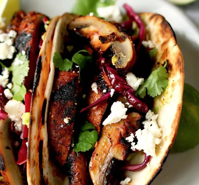As an umami booster
or meat replacement,
mushrooms are making
their way to the center
of our plates.