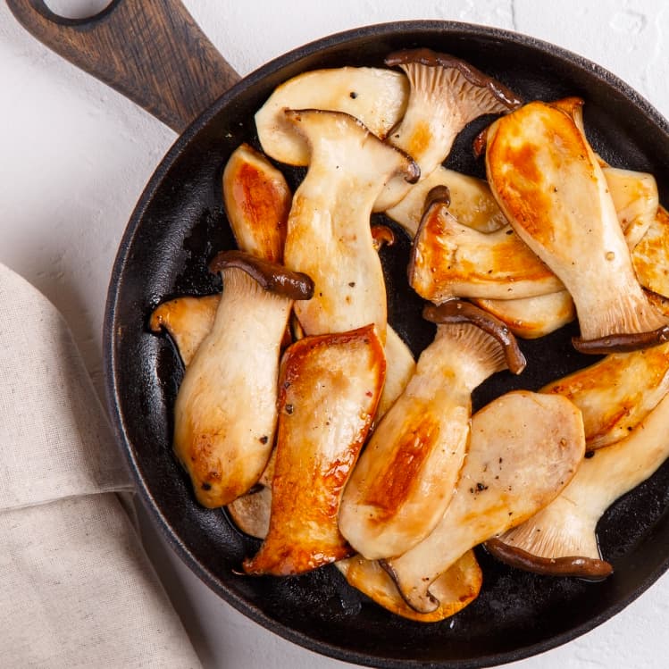 Warum du Pilze nicht roh essen solltest